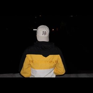 Meet your Posher, Julius